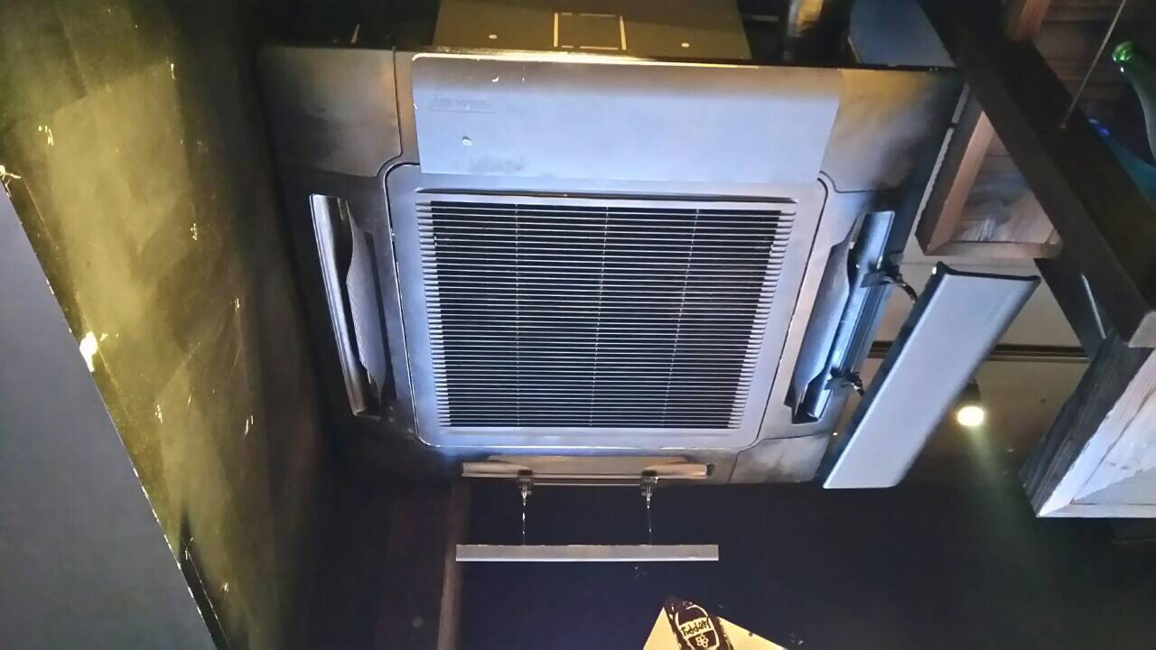三菱重工,セゾンエアコン(SAISON)業務用エアコン修理 天カセ4方向 型番: FDRP803 エラーコードなし(電源が入らない)